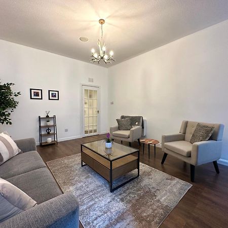 Large City Centre Apartment Perth Eksteriør bilde